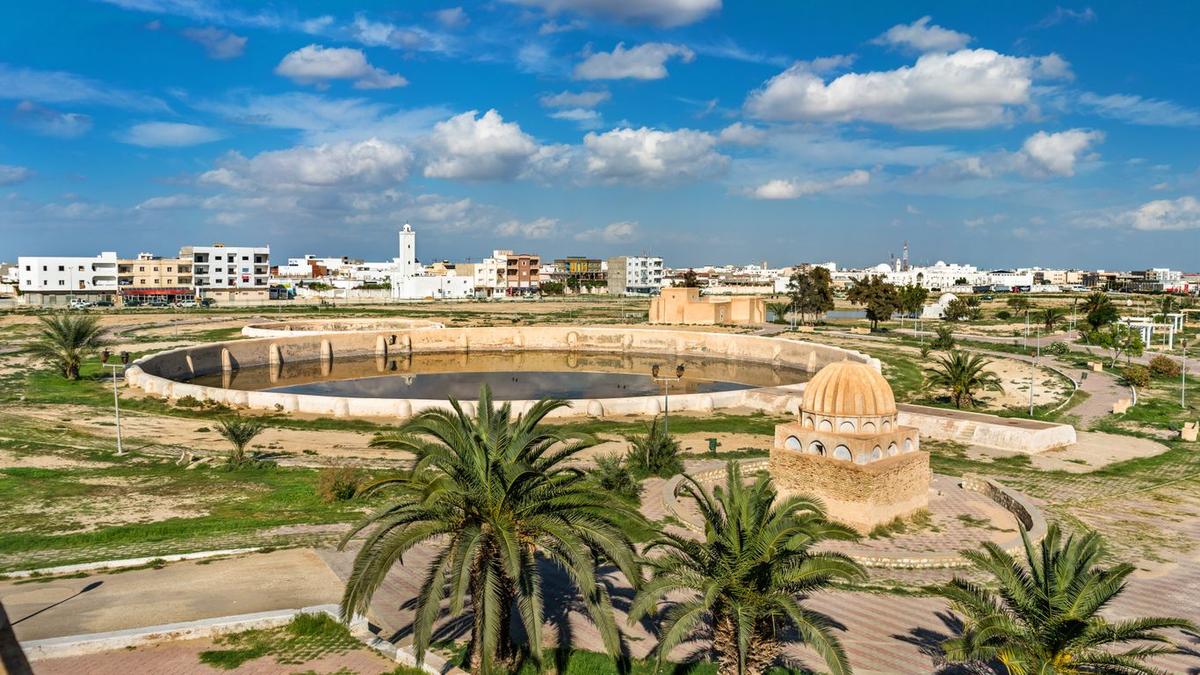 Kairouan - landscape thumbnail